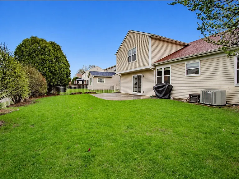 814 Dunhill Dr — Photo 20