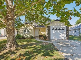 123 Edgewater Cir, Sanford, FL 32773