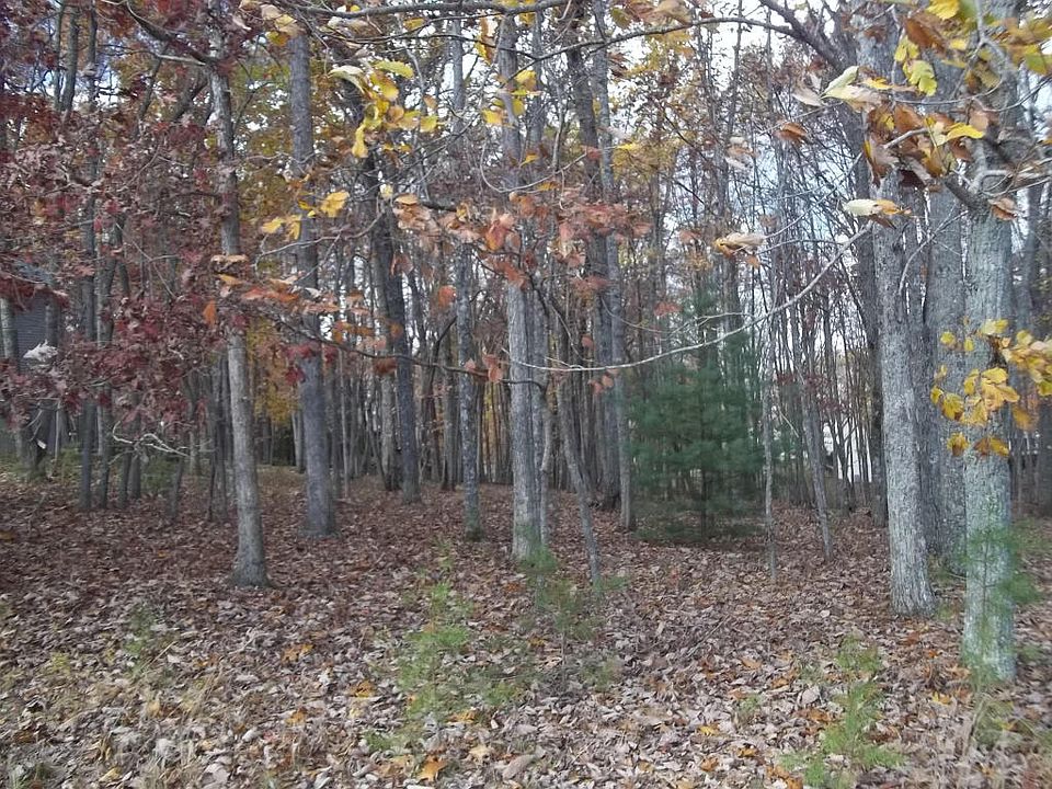 2nd image of 22 Brummel Ln