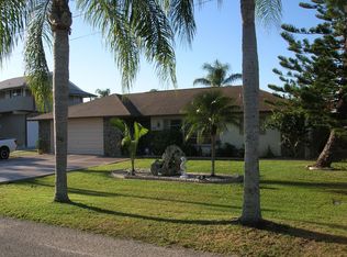 100 Gold Key Ct, North Fort Myers, FL 33917