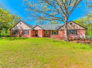 3733 Beaver Cir, Edmond, OK 73034