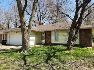 2524 S National Ave, Springfield, MO 65804