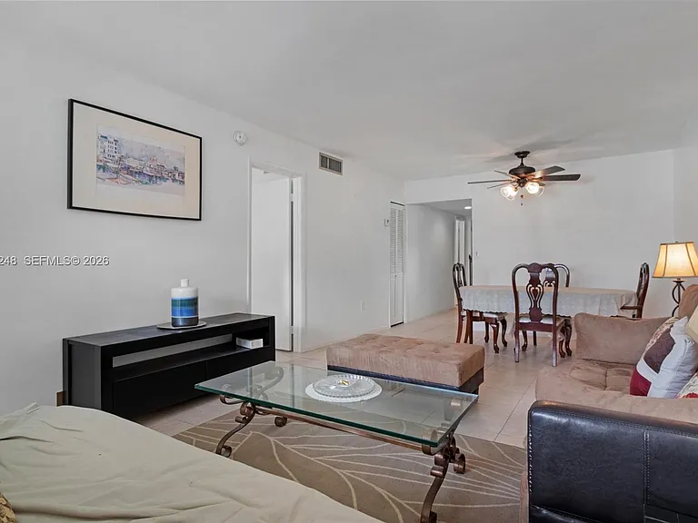 1740 Jefferson Ave #8 — Photo 11
