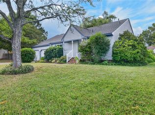 1925 Ravencroft Ln, Virginia Beach, VA 23454