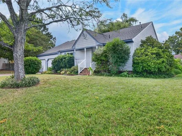 1925 Ravencroft Ln, Virginia Beach, VA 23454