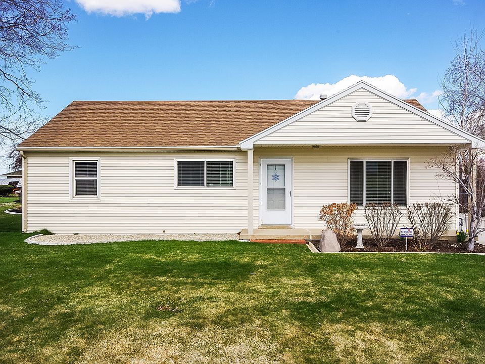 1st image of 1655 E Staker Way
