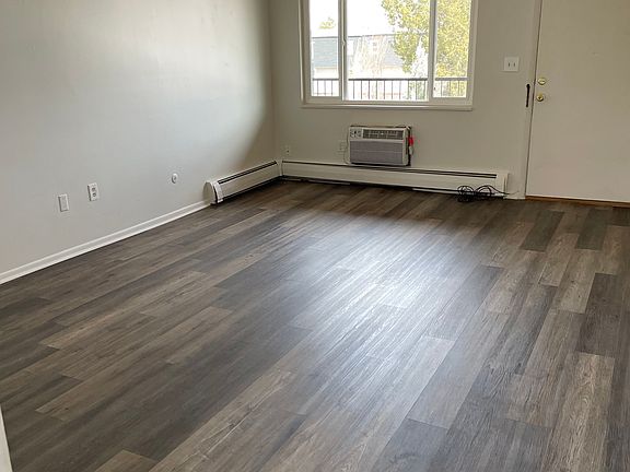 4th image of 6915 W 24th Ave #9