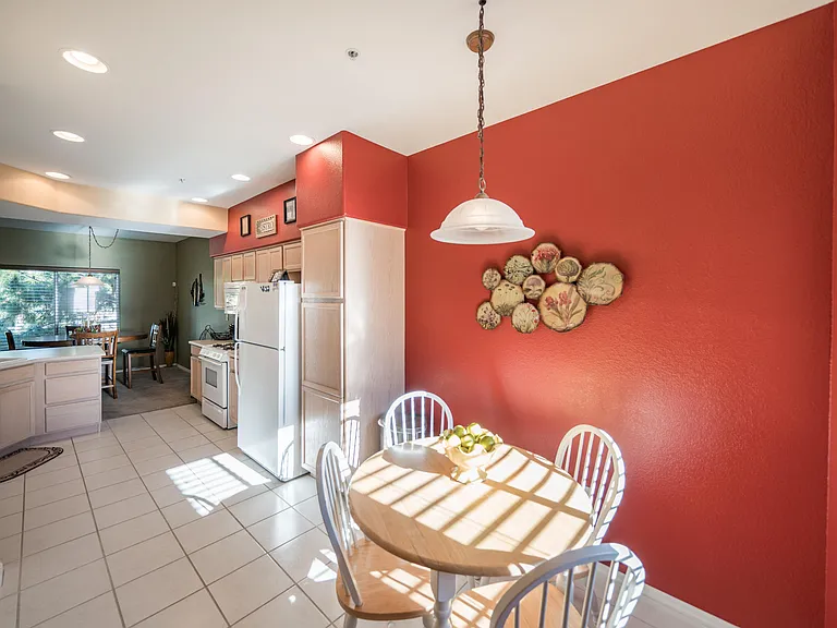 7401 W Arrowhead Clubhouse Dr #2013 — Photo 6