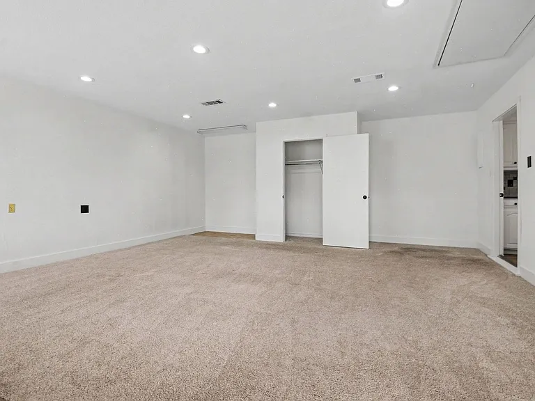 3407 Tipps Dr — Photo 14
