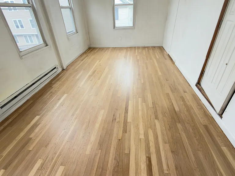 56 Pinckney St #4 — Photo 8