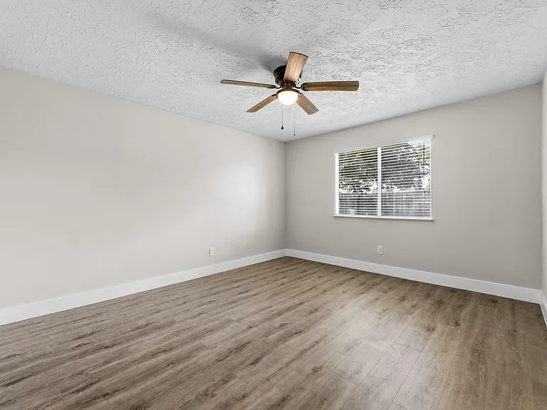 3535 Nutwood Ln — Photo 20