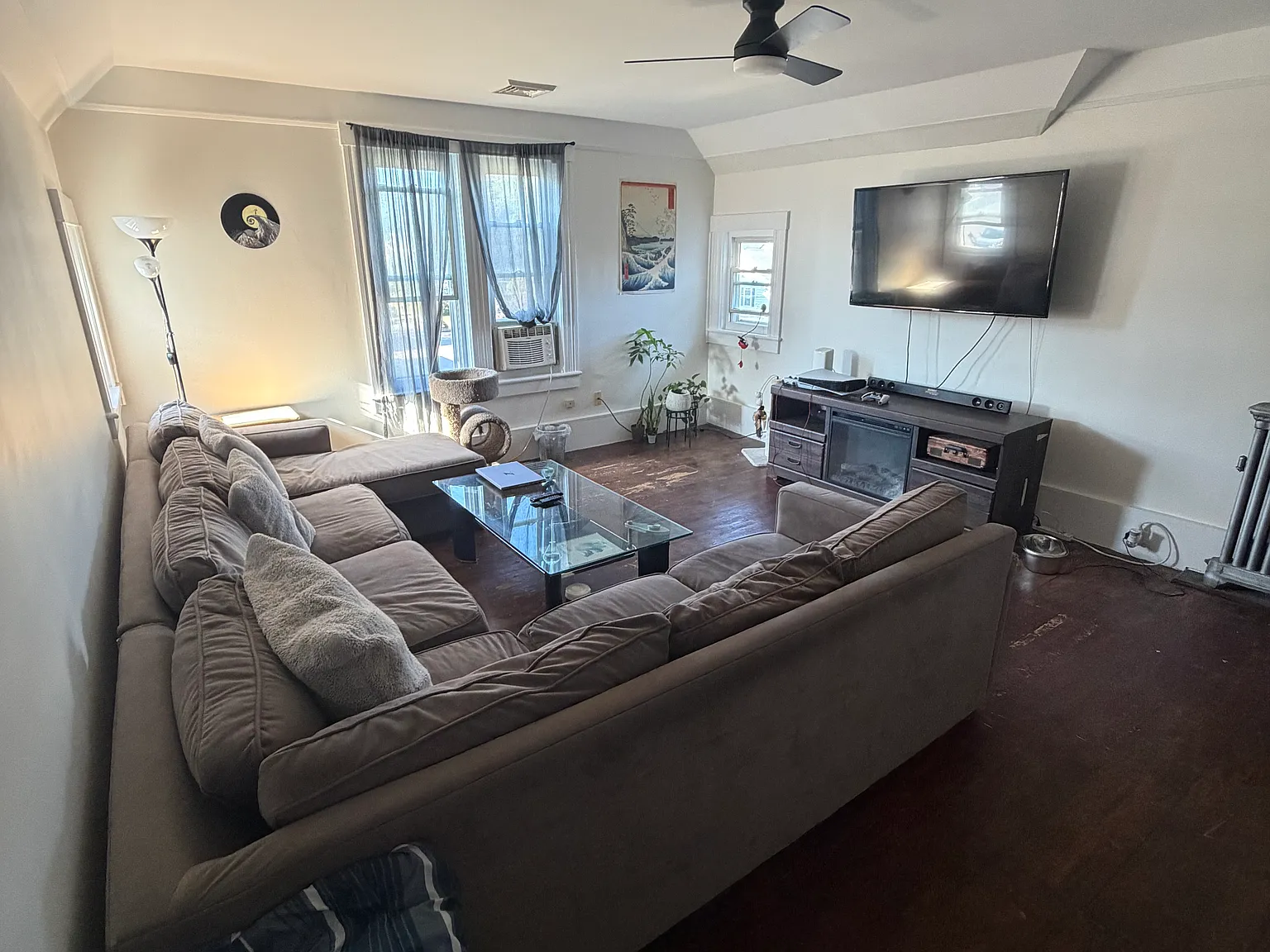 3 bed, 1600 sqft, $850 — Photo 3