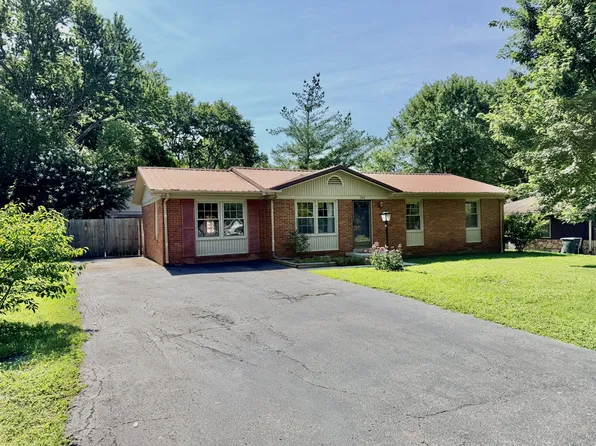 3412 Greenwood Dr, Hopkinsville, KY 42240