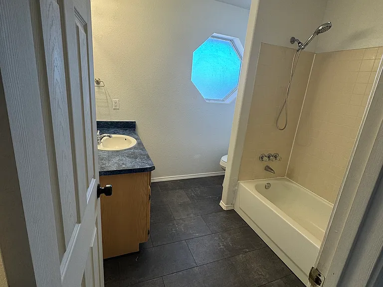 3821 Rio Grande Blvd NW — Photo 10