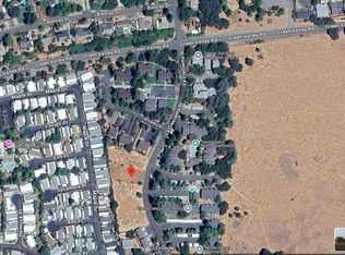 La Crescenta Dr, Shingle Springs, CA 95682