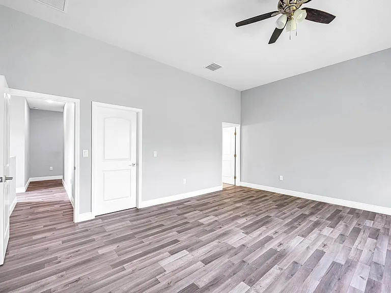 333 NW 41st St #337 — Photo 24