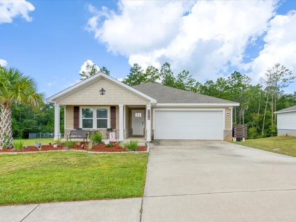 520 Whispering Creek Ave, Freeport, FL 32439