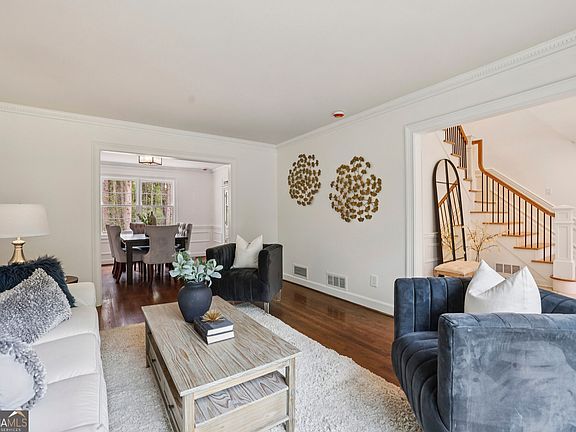 3rd image of 8025 River Cir