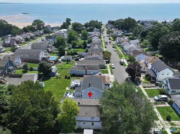 105 Grove Place, West Haven, CT 06516