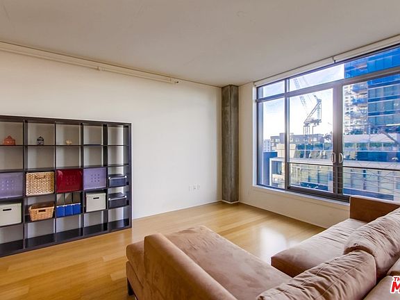5th image of 1111 S Grand Ave APT 619