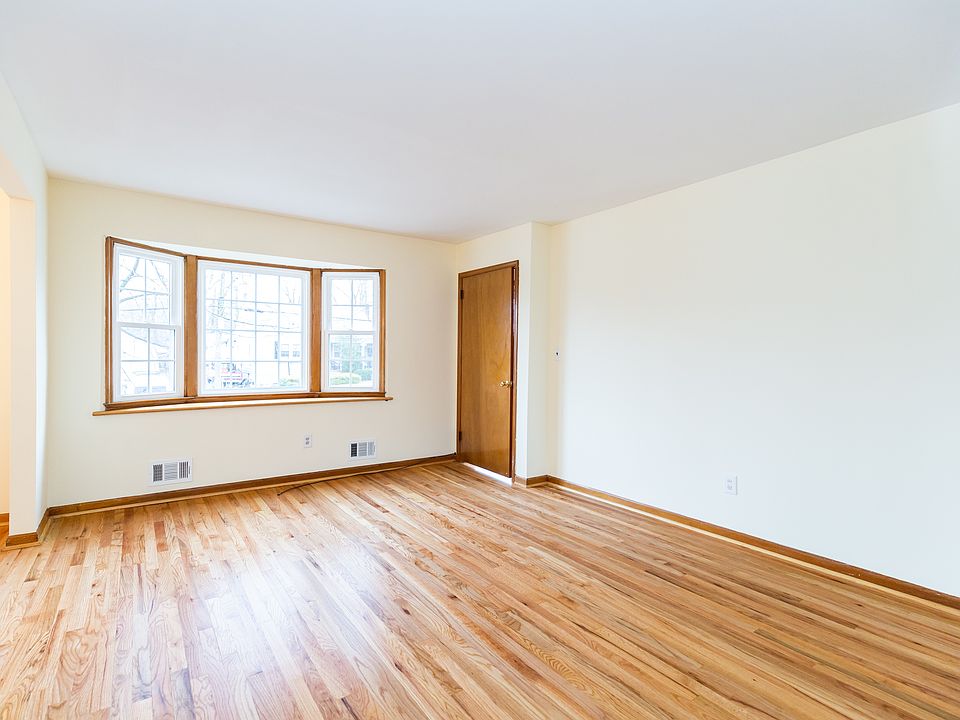 1st floor living room.