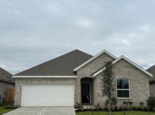 8314 Opal Pond Dr, Angleton, TX 77515