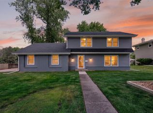 2115 Pleasant St, West Des Moines, IA 50265
