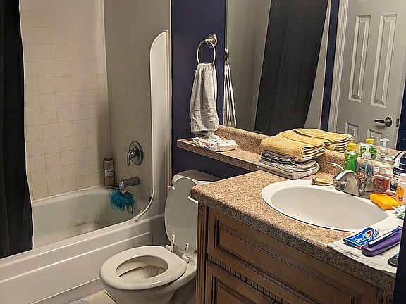 2nd image of 1695 Lee Rd APT C203