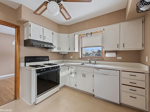 5th image of 1701 Elmdale Ave