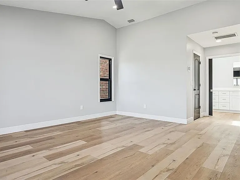 769 Kingston Ct — Photo 25