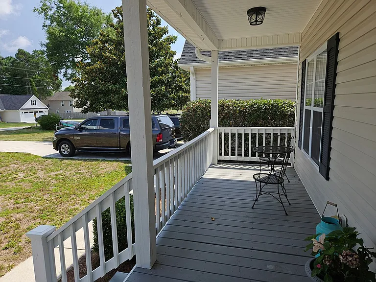 142 Shellbank Dr — Photo 5