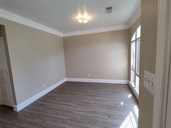 5th image of 4014 Kristin Lee Ct