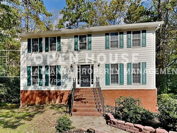 4232 Glenforest Way NE, Roswell, GA 30075