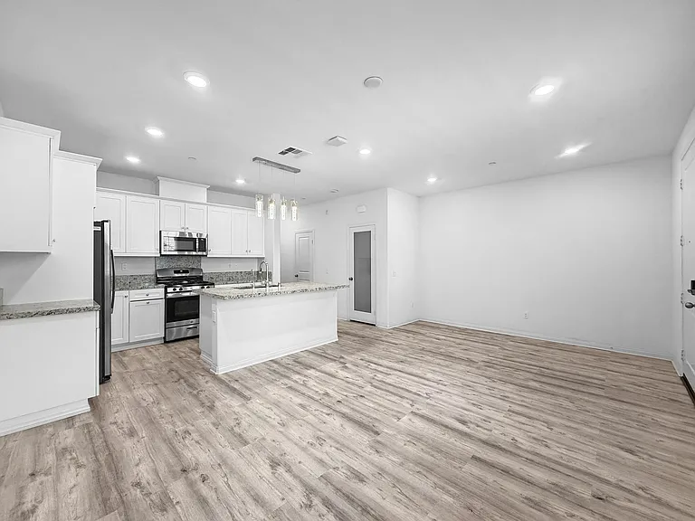 22938 Harvest Mill Cir — Photo 5