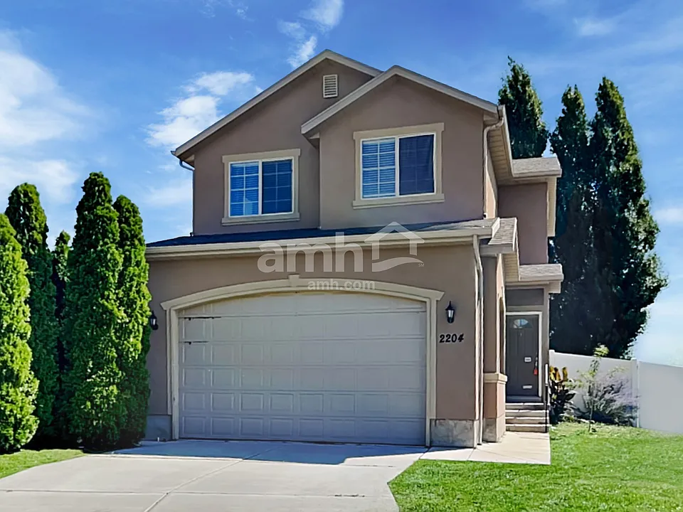 2204 N 1960 W