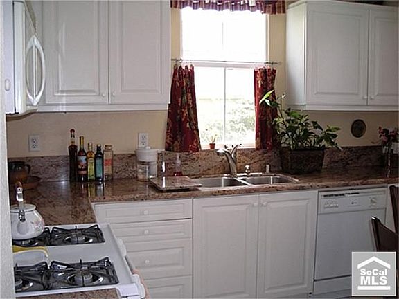 2nd image of 66 Glen Arbor #112