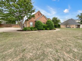 5660 Country South Ln, Midlothian, TX 76065