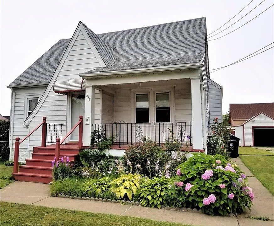 1st image of 218 Warsaw St