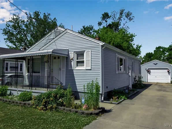 742 93rd St, Niagara Falls, NY 14304
