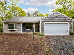 210 Pine Bluff Rd, Brewster, MA 02631