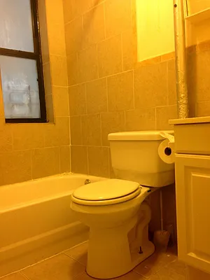 Rented by Bohemia Realty Group | media 20