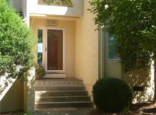 1959 Eastchester Dr UNIT B, High Pt, NC 27265