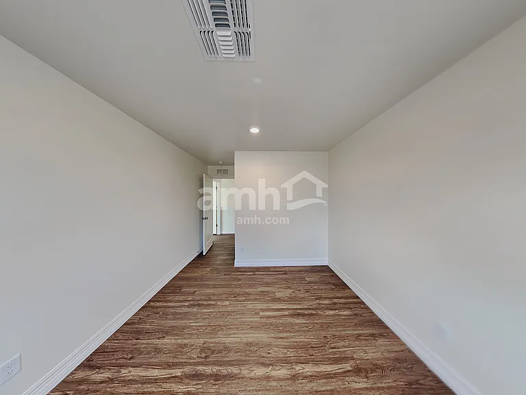 21467 S 231st St — Photo 19