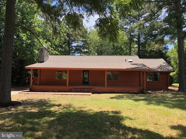 324 Johnsons Dr, Urbanna, VA 23175