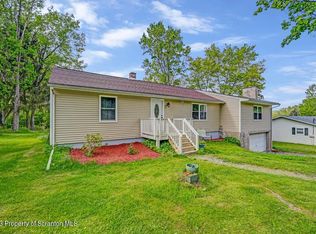 118 Brookside Rd, Dalton, PA 18414