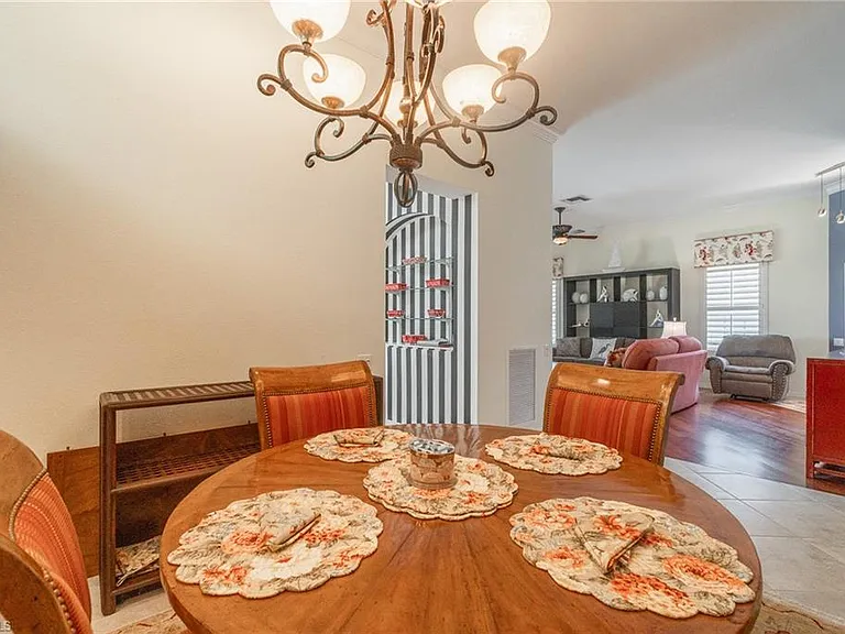 11536 Quail Village Way — Photo 7