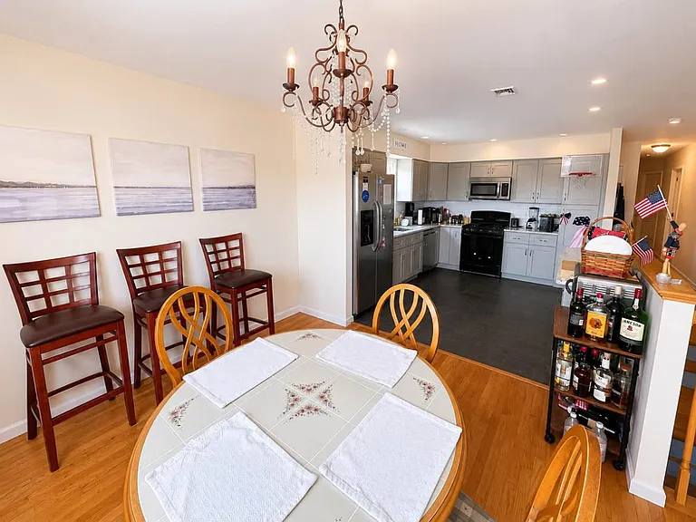714 W Park Ave #2 — Photo 2
