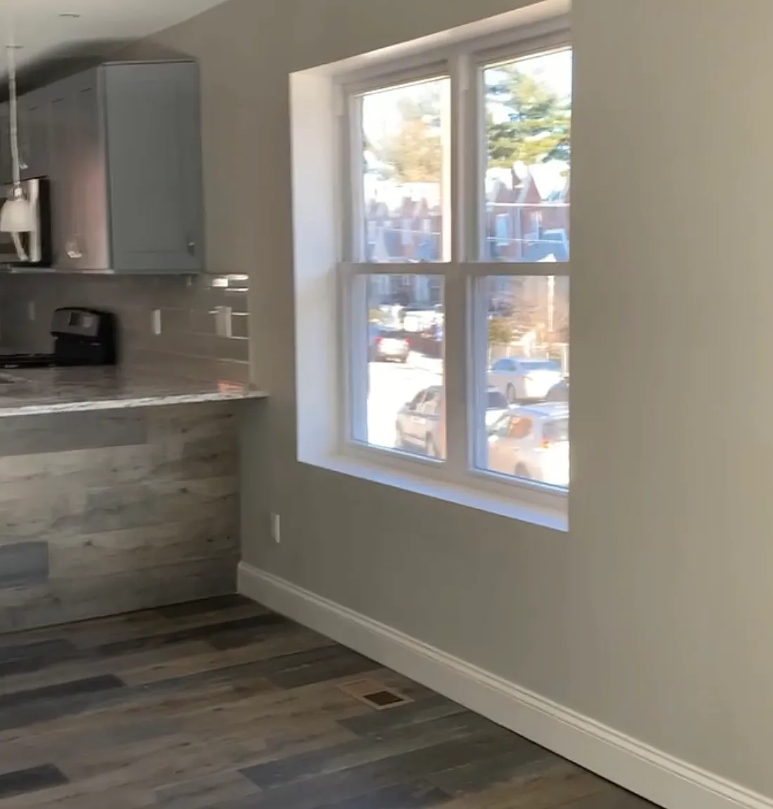 3 bed, 1334 sqft, $2,850 — Photo 3