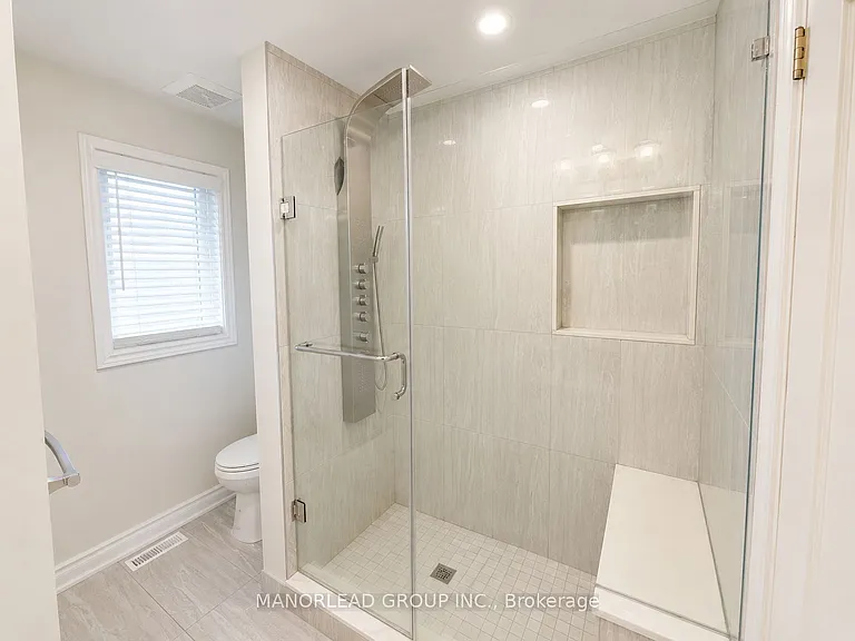 195 Alfred Smith Way — Photo 11