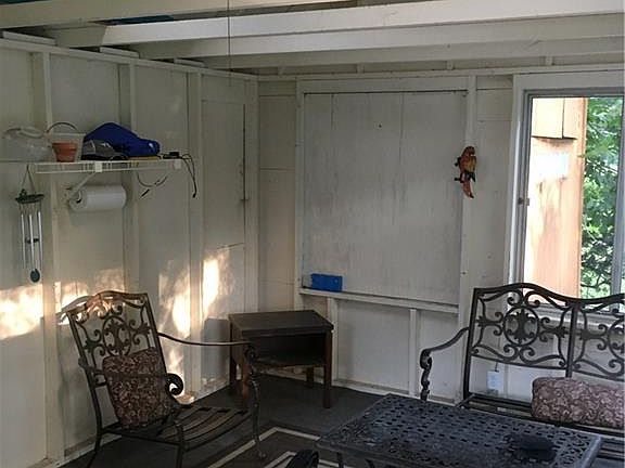 4th image of 8475 Ericson Dr